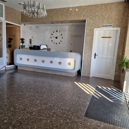 Hostal La Canada Segoviana Valmojado Eksteriør billede