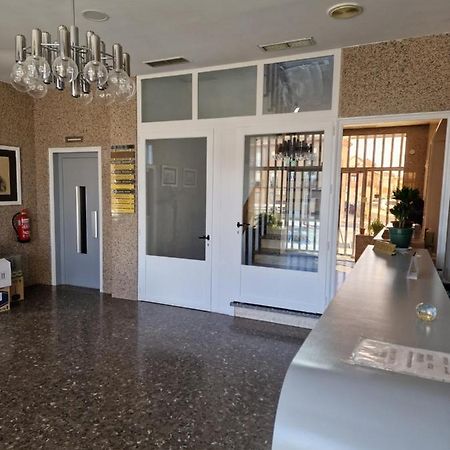 Hostal La Canada Segoviana Valmojado Eksteriør billede