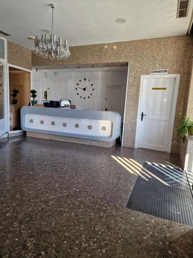 Hostal La Canada Segoviana Valmojado Eksteriør billede