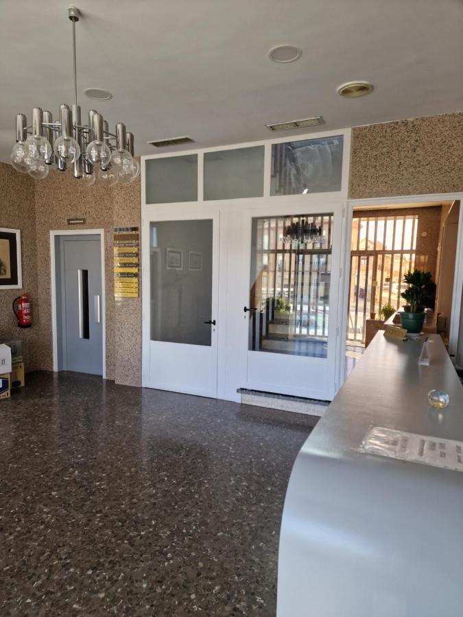 Hostal La Canada Segoviana Valmojado Eksteriør billede